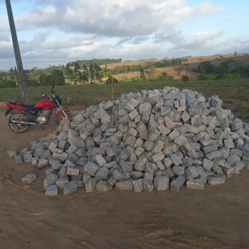 Pedra paralelepípedo 