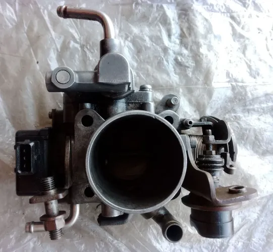 DAIHATSU TBI/ CORPO DE BORBOLETA 2221087130