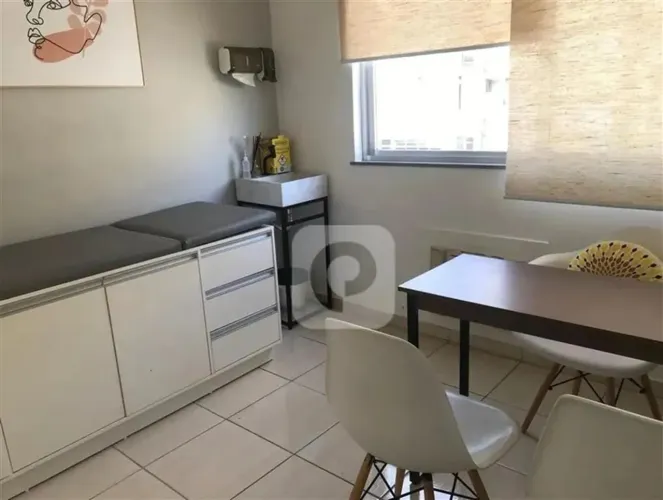 Conjunto Comercial / Sala à Venda  32m² Nossa Senhora de Copacabana