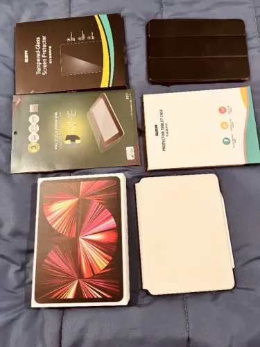 iPad Pro 11 M1 256GB - Geração 5 + Magic Keyboard + Apple Pencil 2 + Brindes