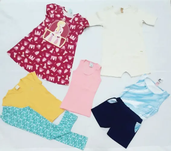 Lote Novos/seminovos menina 8 anos