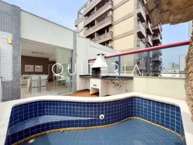 Venda Cobertura duplex reformada à venda no Leblon, com 273 m²