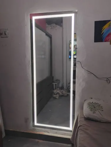 Espelho de Parede com Iluminação LED