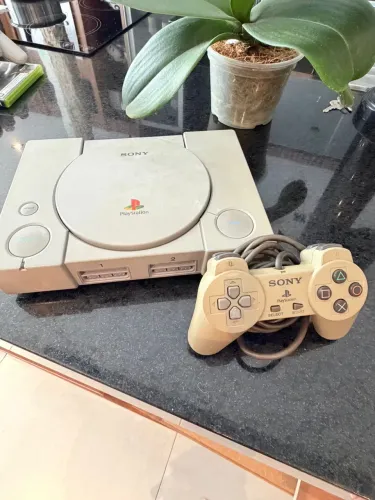 Ps1 fat impecável bloqueado 100%leitor testo ! Vendo ou troco 