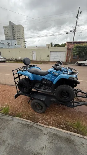 Quadriciclo CFmotors 450L com carretinha emplacada
