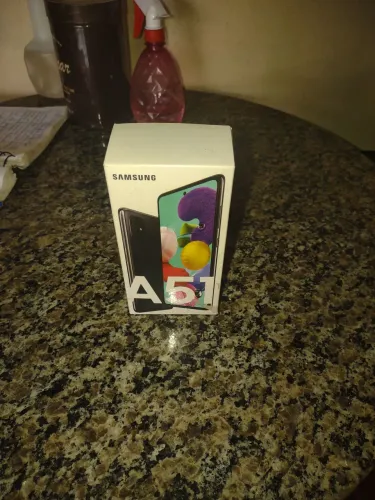 Caixa Samsung Galaxy A51