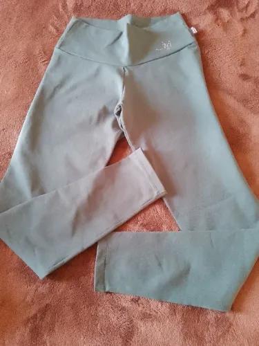 Calça legging verde musgo rala linda