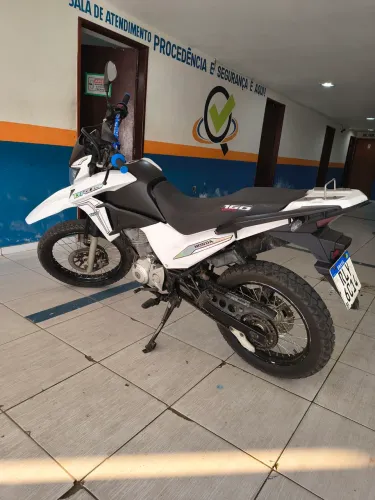 Bros top ,bem conservada