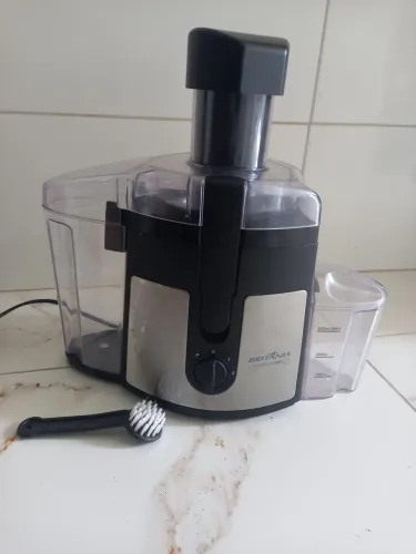 Centrifuga Britânia