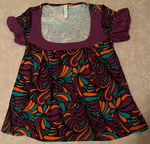 Blusa Estampada com Mangas Curtas - Tamanho PP