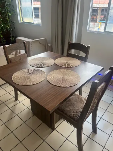 Cadeira para mesa de jantar