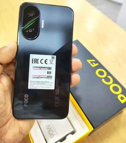 Xiaomi Poco F7 512gb/12gb Ram Global R$3399,00 Prata Preto Branco Entregamos Gratis Novo