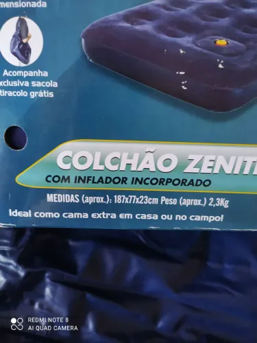 Colchão ZENITE inflável com inflador incorporado.