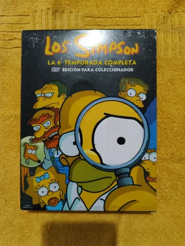 Box de DVDs da sexta temporada completa da série Os Simpsons, edição estrangeira