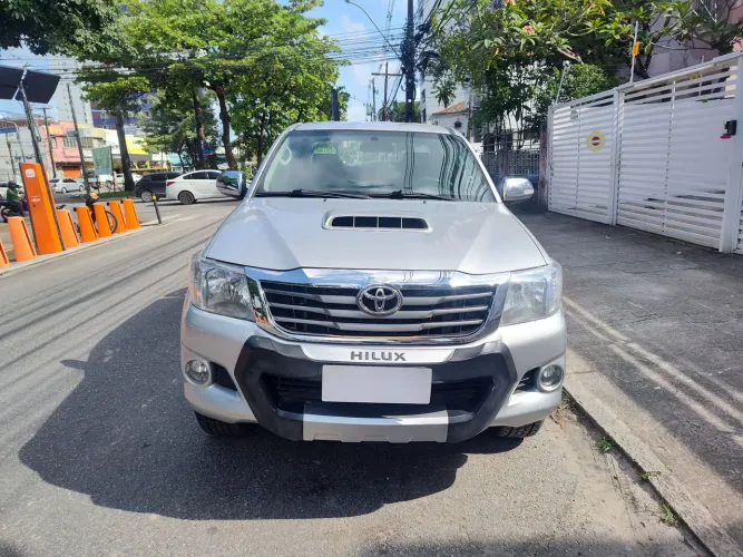 HILUX SRV 4X4 3.0 TURBO DIESEL 13/13: U. DONO COMPLETA COM 125.936KM!!!