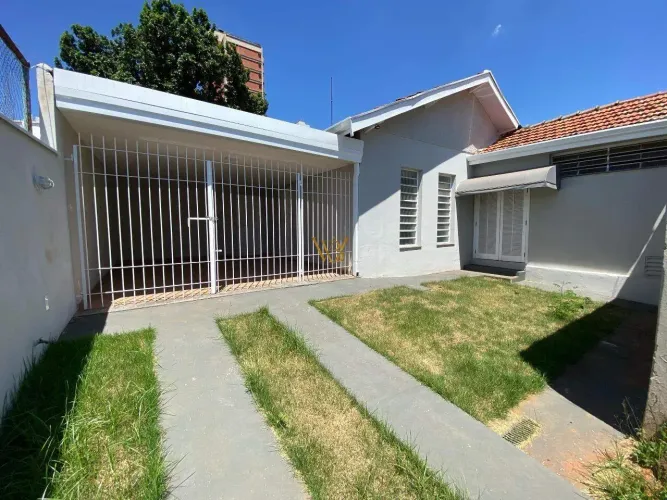 Casa térrea a venda no bairro São Dimas em excelente localização.