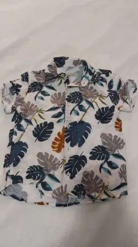 Camisa manga curta florida tamanho 4