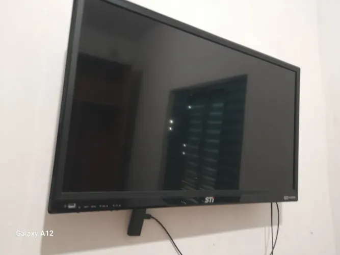 Tv 32 