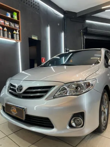 Toyota Corolla GLI 1.8 Flex 16V Aut. 2014