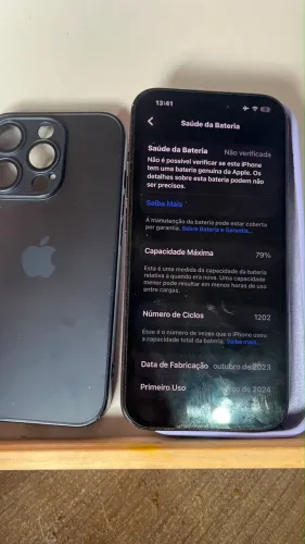 V/t iPhone 15 pro titânio preto bateria 79% ler anúncio !