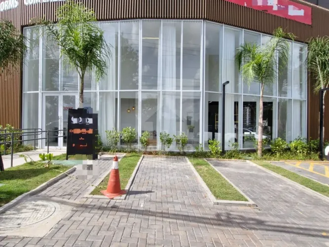 Compre loja no Alto de Pinheiros 566m² com 4 vagas