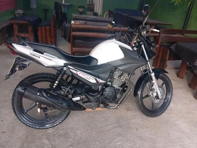Yamaha 150 fator,2022,muito nova
