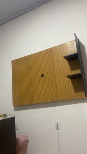Painel de TV - semi novo