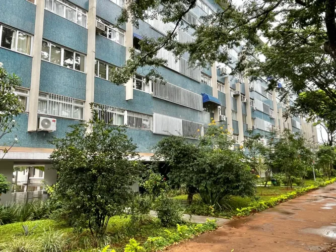 Apartamento de 3 Quartos Semi Mobiliado na Asa Sul - Oportunidade única!