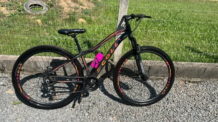 Vende-se bicicleta