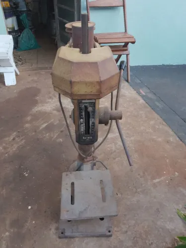 Furadeira de bancada kohlback