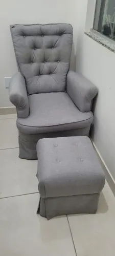 Poltrona de amamentação 
