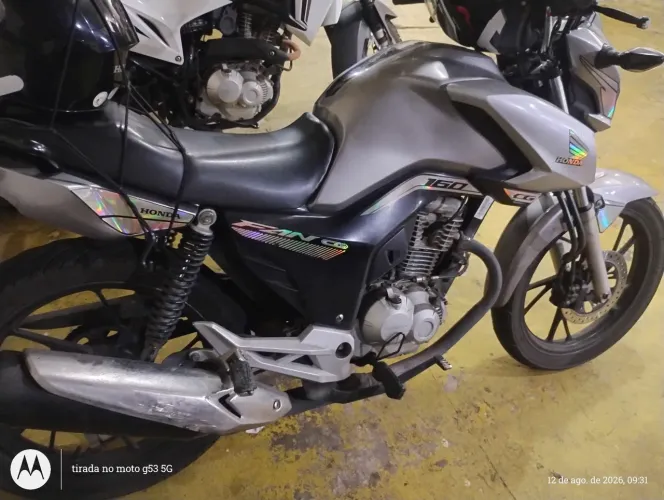 Moto a venda