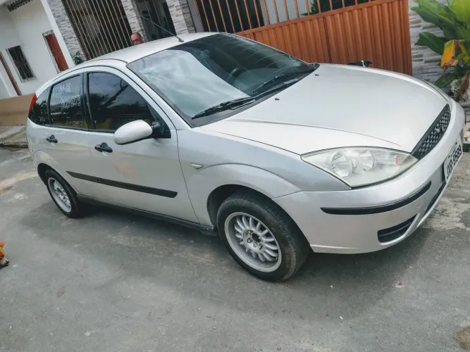 Ford Focus 1.6 S/se/se Plus Flex 8v/16v 5P 2004