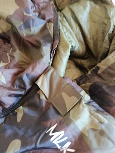 Saco de dormir acampamento novo