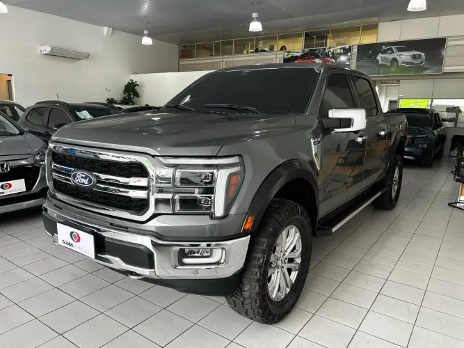 Ford F-150 Lariat 4X4 5.0 V8 2024