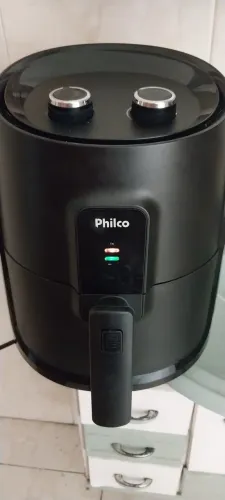 Airfrye Philco Goumet 4/4 litros  p peças ou arrumar 