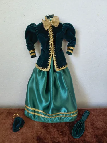 Vestido da Barbie Collector Yuletide da Mattel