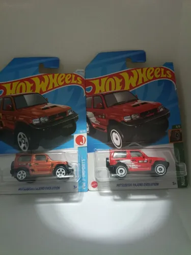 Lote com 2 Mitsubishi Pajero Evolution Hot Wheels 