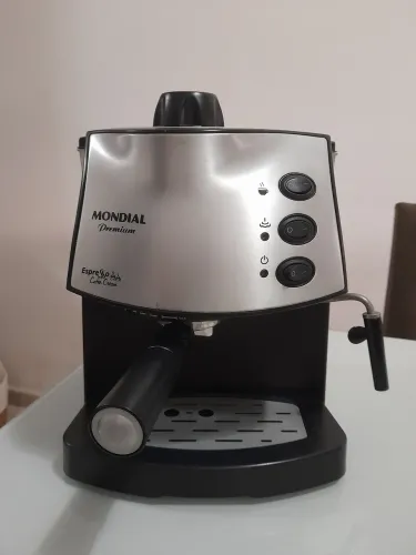 Cafeteira Mondial Premium