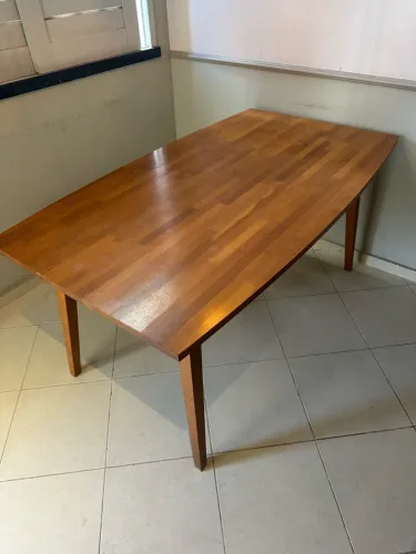 Mesa madeira maciça