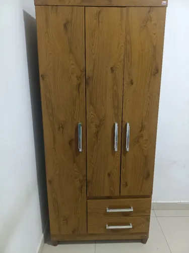 Vendo guarda roupa não faço entrega 