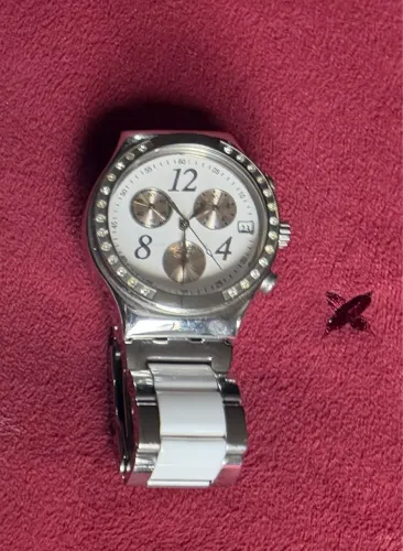RELÓGIO SWATCH ORIGINAL COM MARCAS DE USO