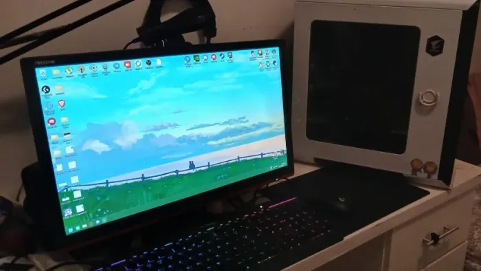 PC Gamer - Ryzen 7 5700X - RTX 4060 - Barato
