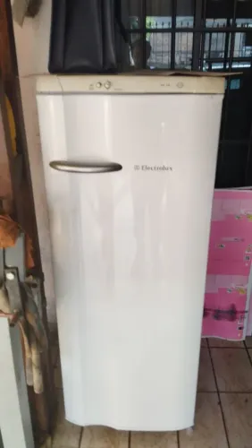 Geladeira Electrolux 240L Só R$500,00