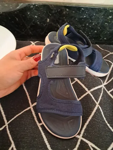 Desapego menino sapatos