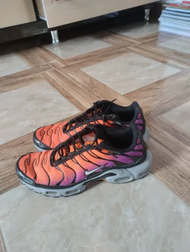 Vendo tênis Air Max TN, pouco usado