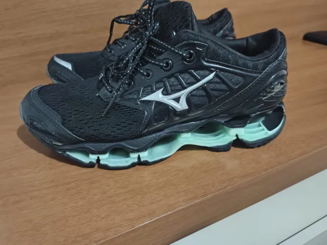 Tenis Mizuno 