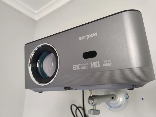Projetor Bettdow AC1041 4K / 8K