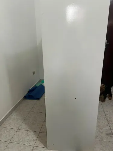 Guarda-Roupa Branco com Espelho