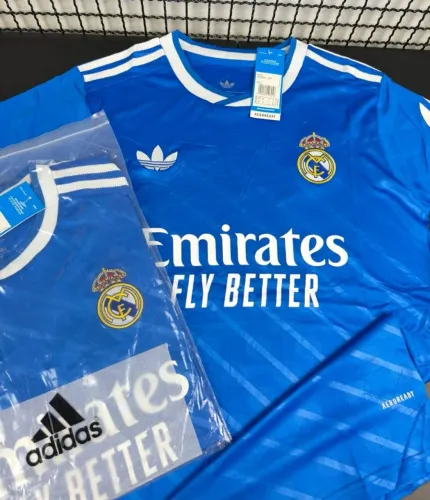 Camisa Real Madrid Adidas Azul modelo torcedor tamanho GG 